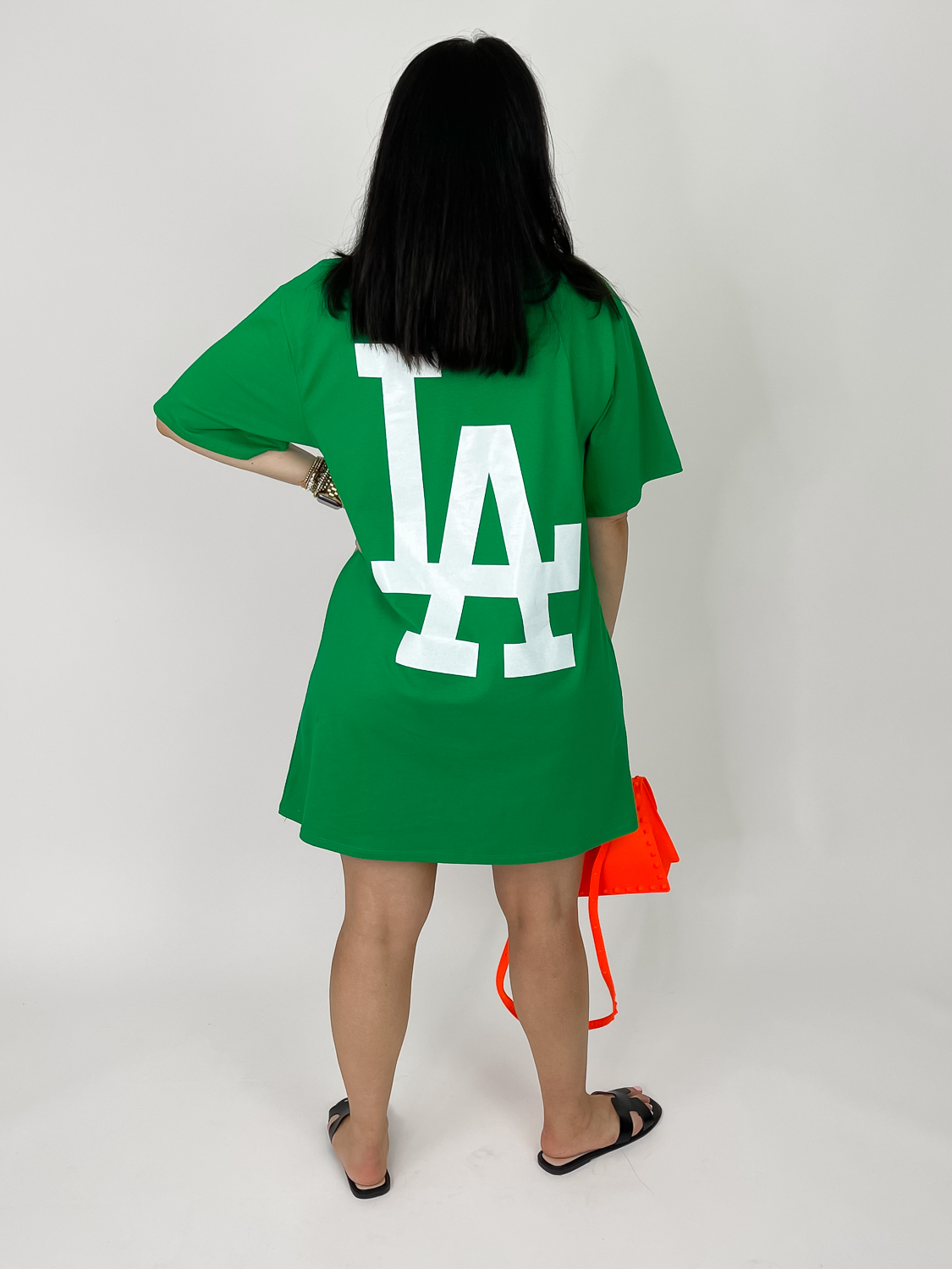 Oversized T-Shirt Kleid L.A. in Grün, Miina Fashion Onlineshop